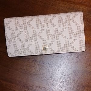 Michael Kors wallet